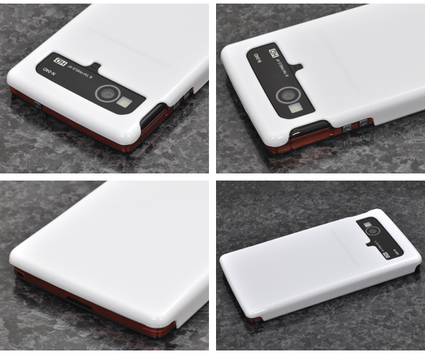 MEDIAS LTE N-04D�p�n�[�h�z���C�g�P�[�X