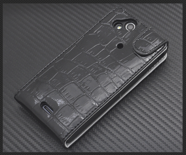 Xperia arc�p�@�N���R�_�C�����U�[�f�U�C���P�[�X�|�[�`