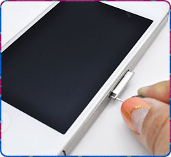 とんぼ玉&times;花柄多面カット スマートフォンピアス/イヤホンジャックピアス