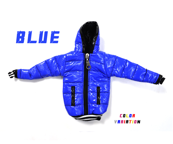 ダウンジャケットポーチ